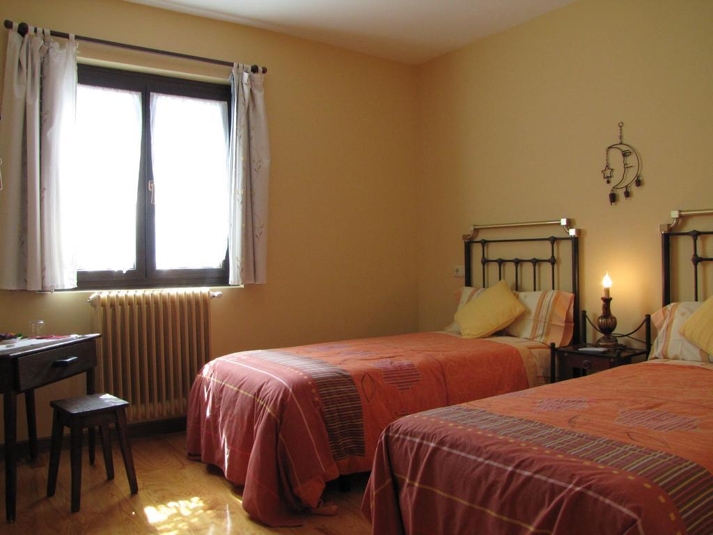 Hostal Rural Huartearena Iza Eksteriør bilde