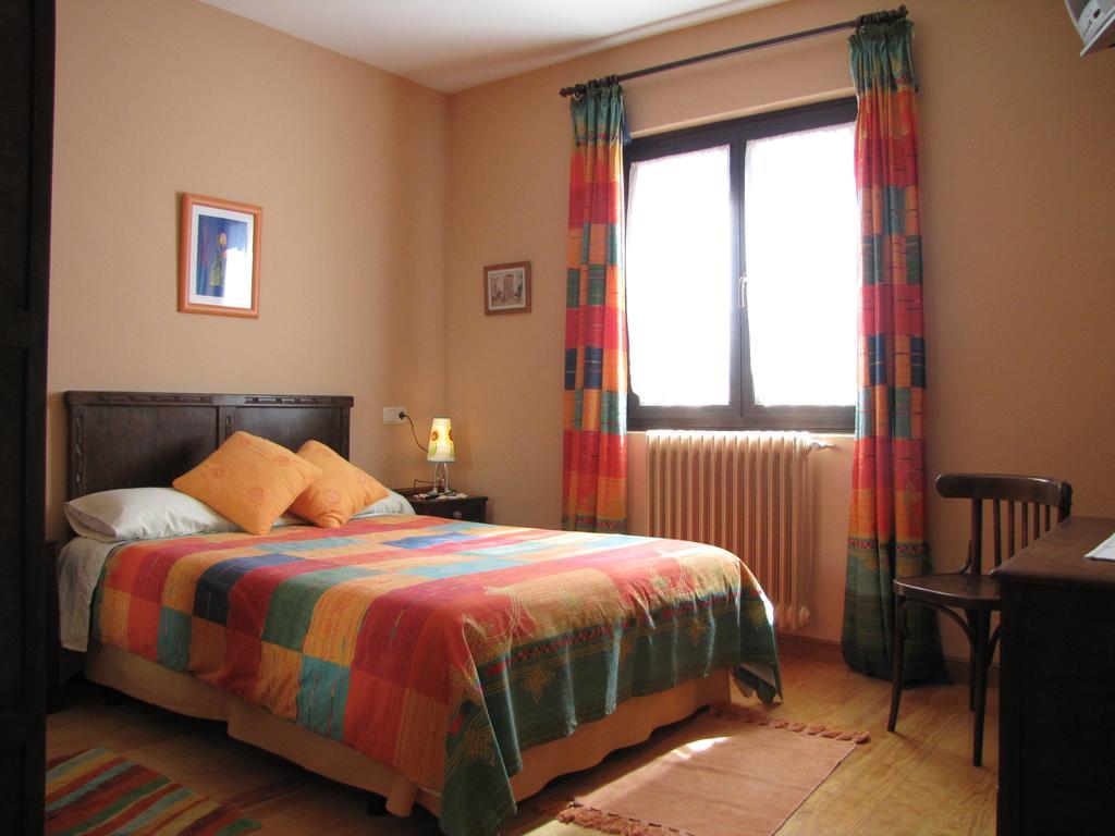 Hostal Rural Huartearena Iza Eksteriør bilde