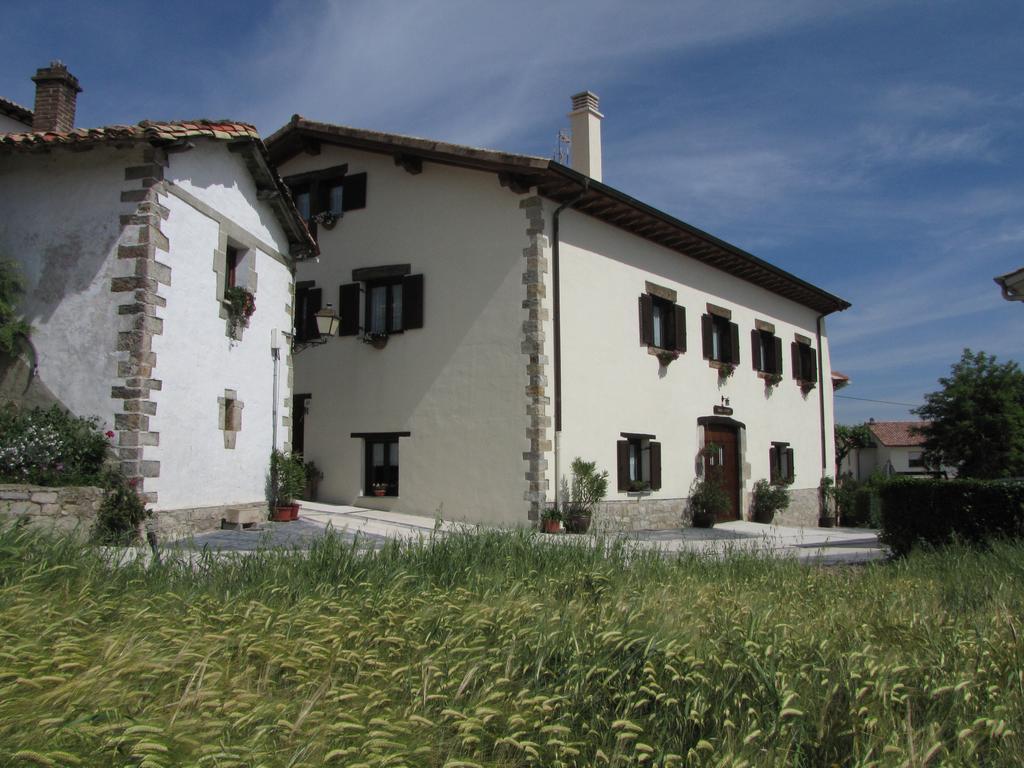 Hostal Rural Huartearena Iza Eksteriør bilde